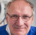 Dr. med. Dr. med. dent. Dr. medic (RO) Oliver Knauer