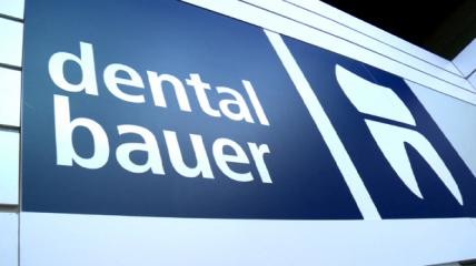 dental bauer präsentiert sich auf der IDS 2011