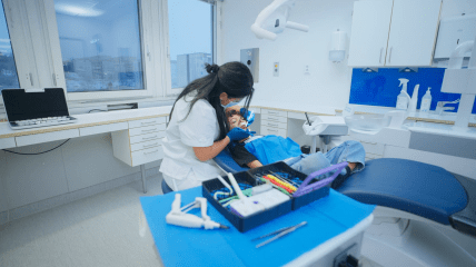 Ceramir Pediatric Crowns – Die Zukunft der modernen Kinderzahnheilkunde